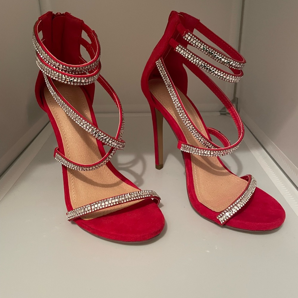 Red Heels with sparks. Size 6